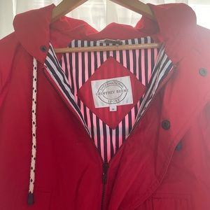 International Geoffrey Beene Sport
womens red raincoat size S Small